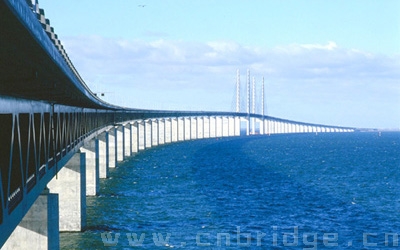 厄勒海峽大橋